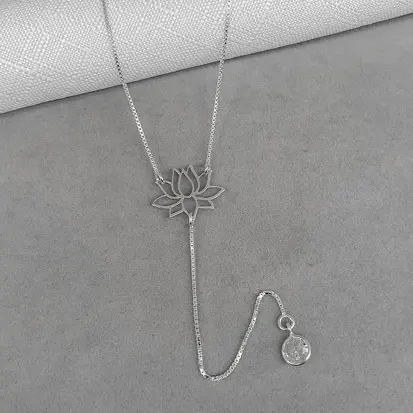 GARGANTILHA TERÇO FLOR DE LÓTUS PONTO DE LUZ